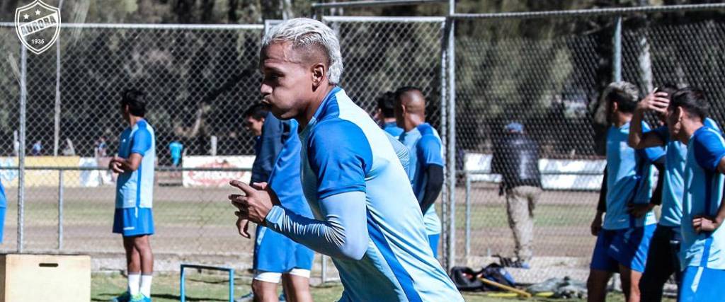 El colombiano Jair Reinoso es uno de los jugadores con mejor rendimiento en Aurora en la temporada. El colombiano Jair Reinoso es uno de los jugadores con mejor rendimiento en Aurora en la temporada.