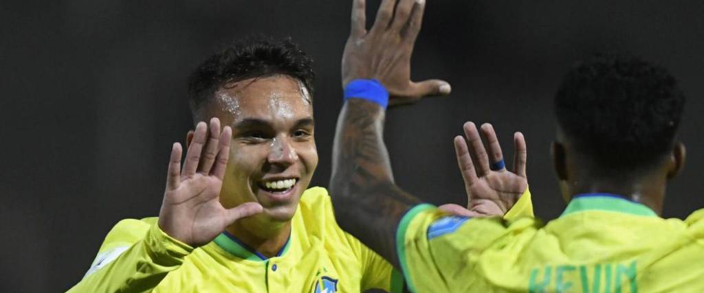 Giovane Santana anotó uno de los goles en el triunfo de la selección brasileña sobre República Dominicana. Giovane Santana anotó uno de los goles en el triunfo de la selección brasileña sobre República Dominicana.