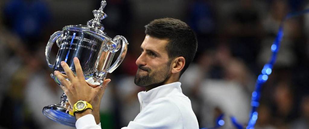 El tenista serbio obtuvo su título 24 de Gran Slam, igualado el récord de la australiana Margaret Court El tenista serbio obtuvo su título 24 de Gran Slam, igualado el récord de la australiana Margaret Court
