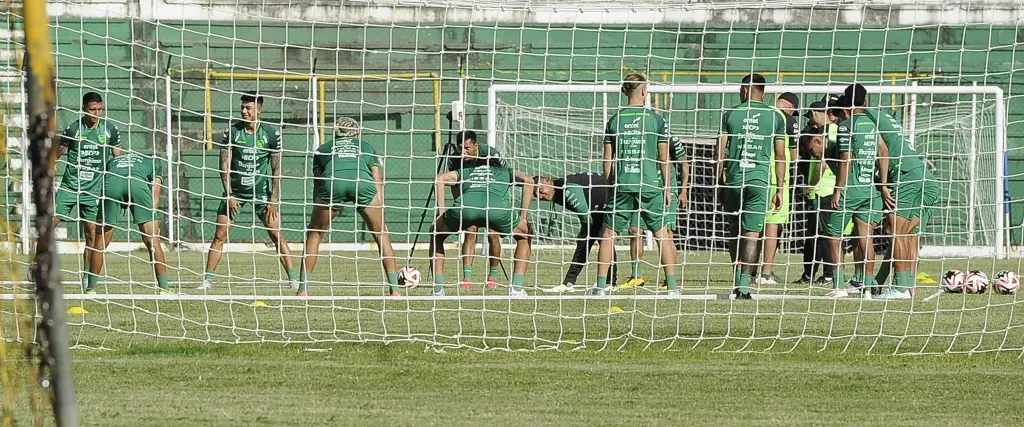 El último entrenamiento de la selección nacional antes de viajar a Venezuela El último entrenamiento de la selección nacional antes de viajar a Venezuela