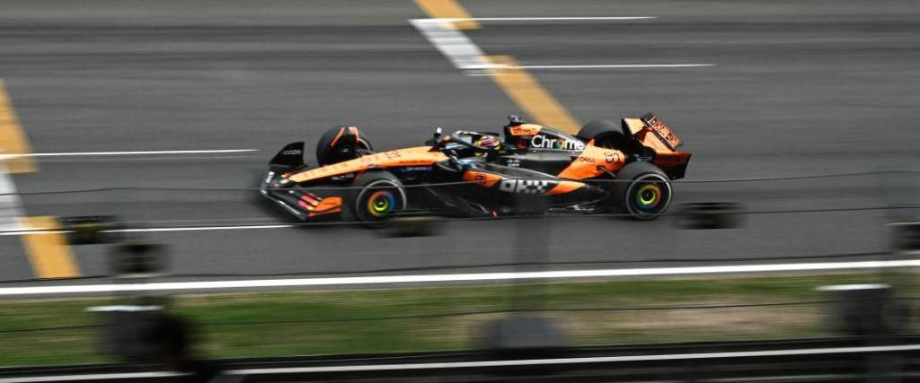 El piloto australiano logró una nueva victoria y es el principal candidato para ser el campeón de Fórmula 1. El piloto australiano logró una nueva victoria y es el principal candidato para ser el campeón de Fórmula 1.