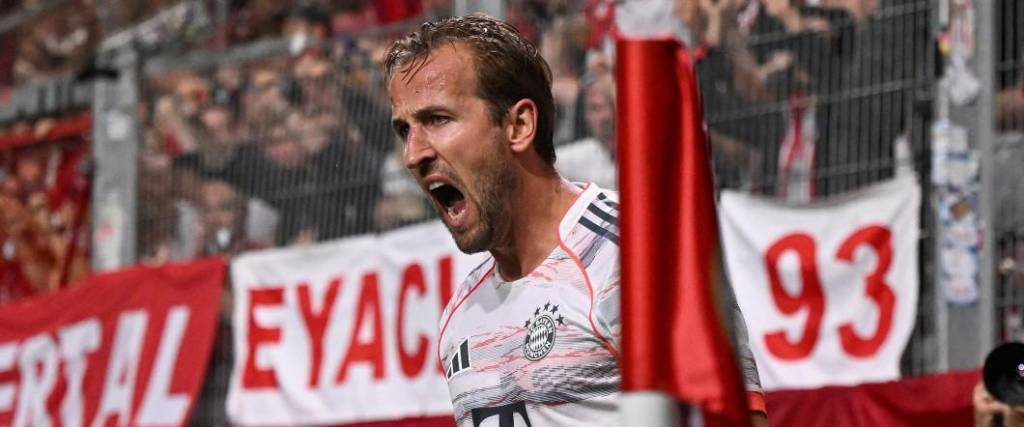 El delantero inglés Harry Kane anotó dos goles para la victoria del conjunto bávaro ante el Wehen Wiesbaden El delantero inglés Harry Kane anotó dos goles para la victoria del conjunto bávaro ante el Wehen Wiesbaden