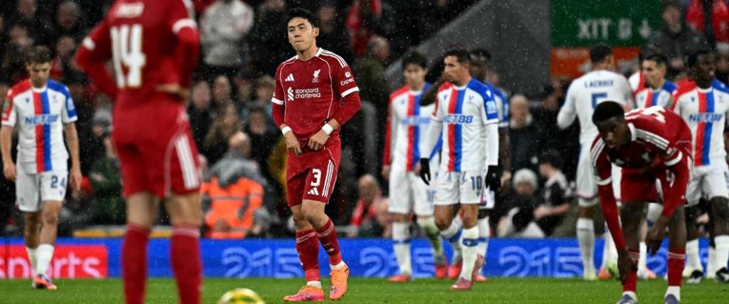 Los ‘Reds’ sufrieron su sexta derrota en siete partidos tras caer en condición de local ante Crystal Palace. Los ‘Reds’ sufrieron su sexta derrota en siete partidos tras caer en condición de local ante Crystal Palace.