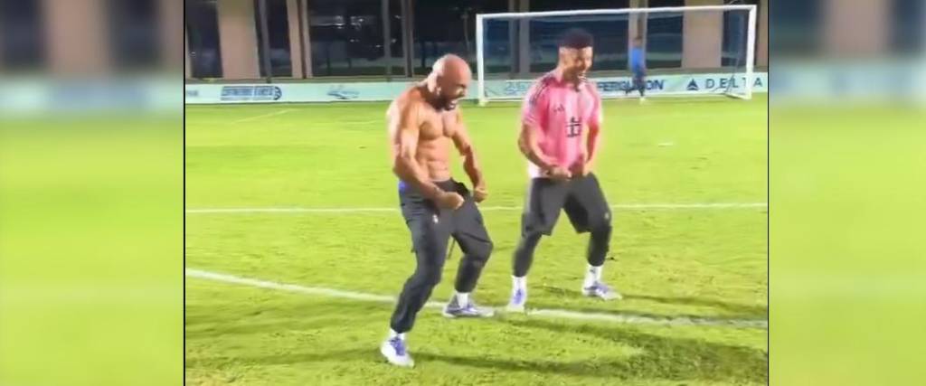 El guardaespaldas de Lionel Messi protagonizó un video viral tras marcar un golazo con un remate de volea. El guardaespaldas de Lionel Messi protagonizó un video viral tras marcar un golazo con un remate de volea.