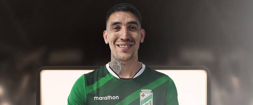 De momento, el delantero argentino continuará en Oriente Petrolero tras declaraciones de su representante. De momento, el delantero argentino continuará en Oriente Petrolero tras declaraciones de su representante.