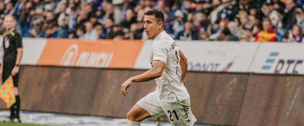 El defensor Roberto Fernández fue comprado por el Akron Toyaltti de Rusia y firmará hasta 2028. El defensor Roberto Fernández fue comprado por el Akron Toyaltti de Rusia y firmará hasta 2028.