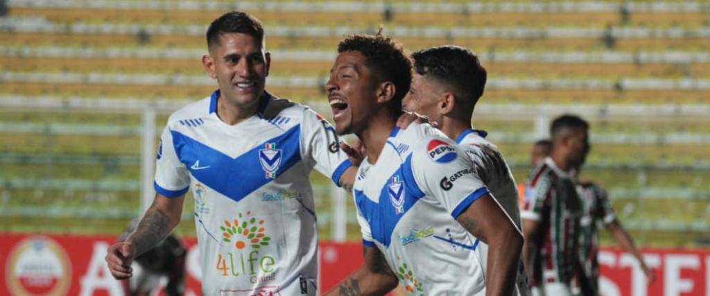 El cuadro santo se impuso por la mínima diferencia gracias a un gol del atacante Moisés Calero. El cuadro santo se impuso por la mínima diferencia gracias a un gol del atacante Moisés Calero.
