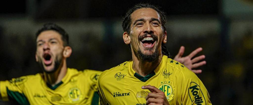 El exdelantero de Bolívar anotó el 1-0 parcial de Mirassol en el triunfo ante el Santos de Neymar. El exdelantero de Bolívar anotó el 1-0 parcial de Mirassol en el triunfo ante el Santos de Neymar.