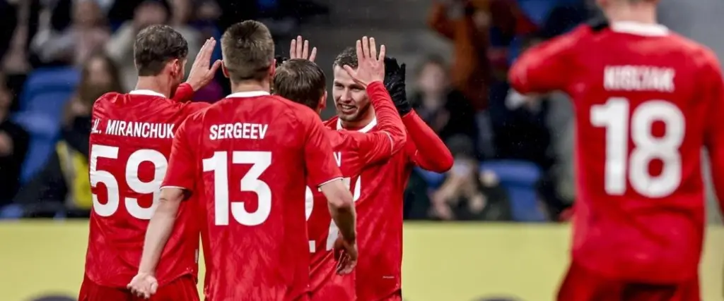 La selección rusa no tuvo problemas para liquidar el partido con dos goles en el primer tiempo. La selección rusa no tuvo problemas para liquidar el partido con dos goles en el primer tiempo.