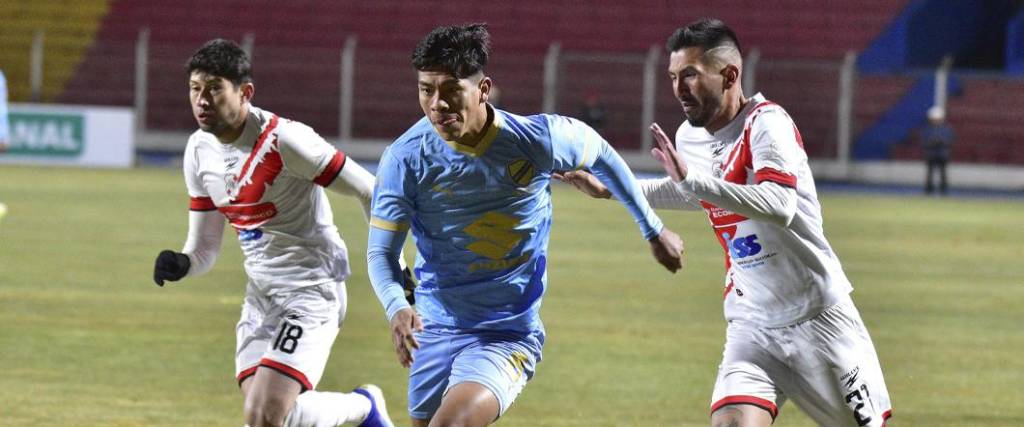 El equipo celeste no pudo ganar en Potosí, sumando su tercera derrota en los últimos cuatro partidos. El equipo celeste no pudo ganar en Potosí, sumando su tercera derrota en los últimos cuatro partidos.