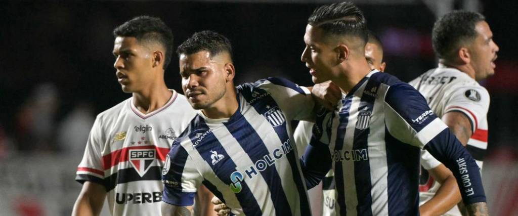 El venezolano Miguel Navarro denunció al paraguayo Bobadilla de agredirlo con insultos xenófobos. El venezolano Miguel Navarro denunció al paraguayo Bobadilla de agredirlo con insultos xenófobos.