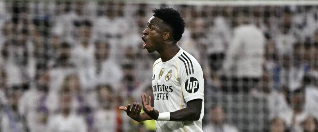 El delantero brasileño generó toda una polémica tras ser sustituido durante el clásico español con Barcelona. El delantero brasileño generó toda una polémica tras ser sustituido durante el clásico español con Barcelona.