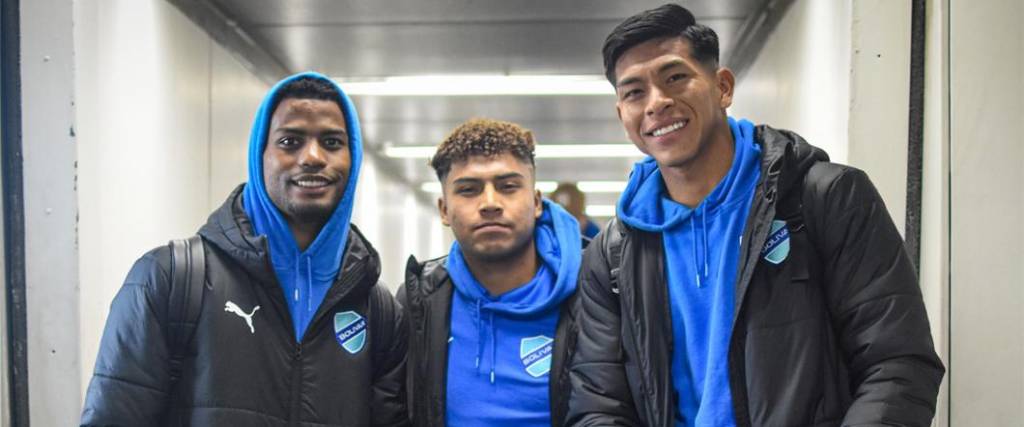 Dorny Romero, Jhon Vélasquez y Ervin Vaca son parte de la delegación celeste que viajó a Chile. Dorny Romero, Jhon Vélasquez y Ervin Vaca son parte de la delegación celeste que viajó a Chile.