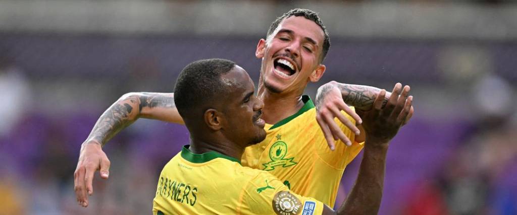 El equipo sudafricano logró una victoria por la mínima en su debut en el Mundial de Clubes ante Ulsan. El equipo sudafricano logró una victoria por la mínima en su debut en el Mundial de Clubes ante Ulsan.