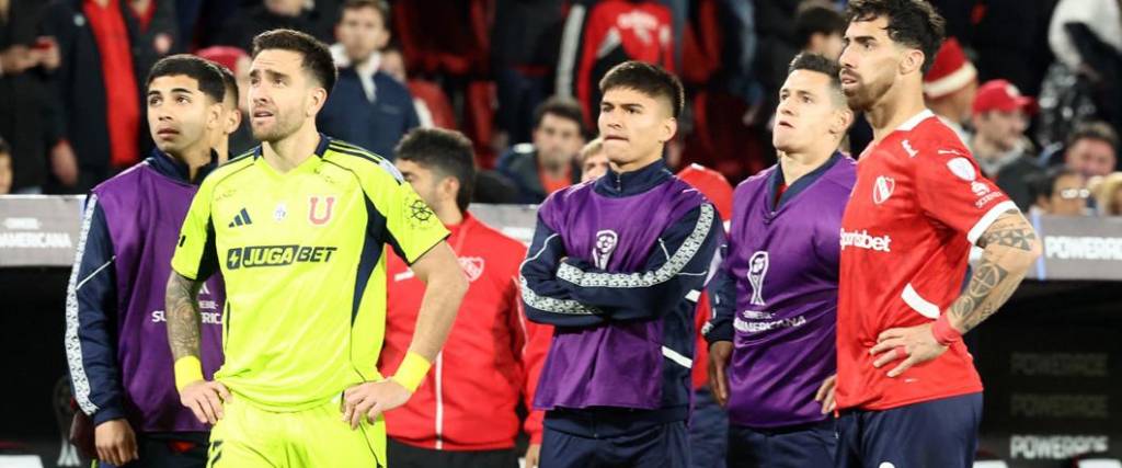 El partido fue cancelado con el resultado 1-1 entre Independiente y la ‘U’ de Chile. Ambos puede quedar eliminados. El partido fue cancelado con el resultado 1-1 entre Independiente y la ‘U’ de Chile. Ambos puede quedar eliminados.