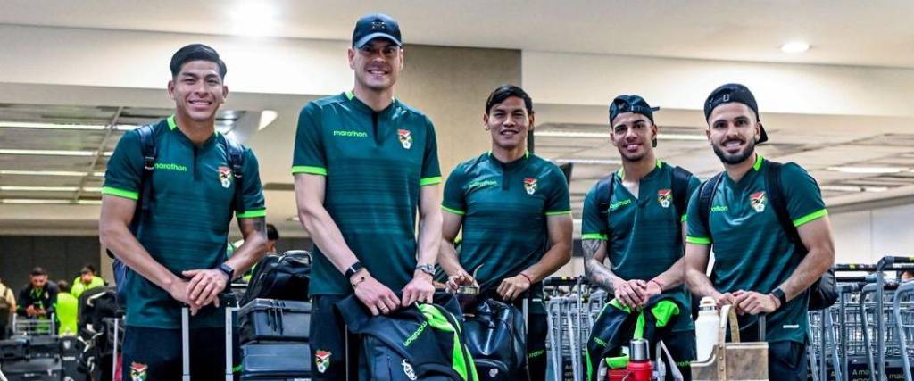 Los jugadores de Bolívar llegaron este jueves a Santa Cruz tras su participación en la selección nacional. Los jugadores de Bolívar llegaron este jueves a Santa Cruz tras su participación en la selección nacional.