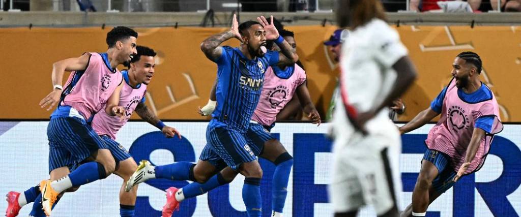 Malcom anotó el 1-2 parcial a favor del equipo saudí durante el compromiso ante el City de Guardiola. Malcom anotó el 1-2 parcial a favor del equipo saudí durante el compromiso ante el City de Guardiola.