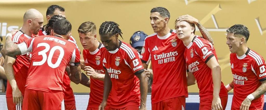 El equipo portugués logró una victoria por 1-0 para asegurar su boleto a los octavos de final del Mundial. El equipo portugués logró una victoria por 1-0 para asegurar su boleto a los octavos de final del Mundial.