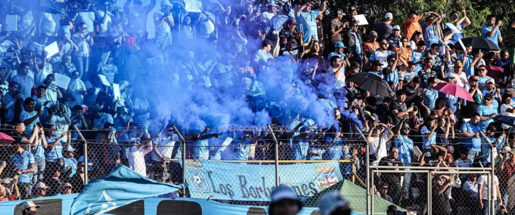 El clásico cruceño entre Blooming y Oriente se volverá a disputar solo con hinchas de la academia cruceña. El clásico cruceño entre Blooming y Oriente se volverá a disputar solo con hinchas de la academia cruceña.