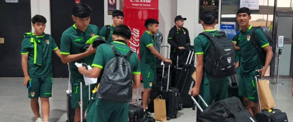 Los chicos de la selección sub-17 retornaron al país tras disputar dos partidos amistosos en Argentina. Los chicos de la selección sub-17 retornaron al país tras disputar dos partidos amistosos en Argentina.