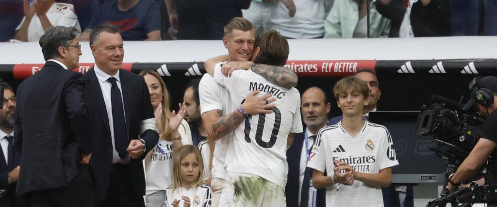 Modric fue despedido con cariño este sábado por los hinchas Modric fue despedido con cariño este sábado por los hinchas
