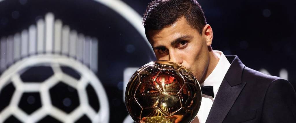 El español Rodri gue el ganador del Balón de Oro en 2024 en una gala marcada por la ausencia de Vinicius Jr. El español Rodri gue el ganador del Balón de Oro en 2024 en una gala marcada por la ausencia de Vinicius Jr.