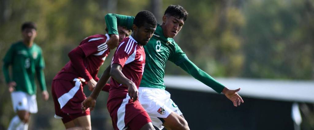 La selección boliviana sub-17 igualó en su primer partido del cuadrangular amistoso en Buenos Aires. La selección boliviana sub-17 igualó en su primer partido del cuadrangular amistoso en Buenos Aires.