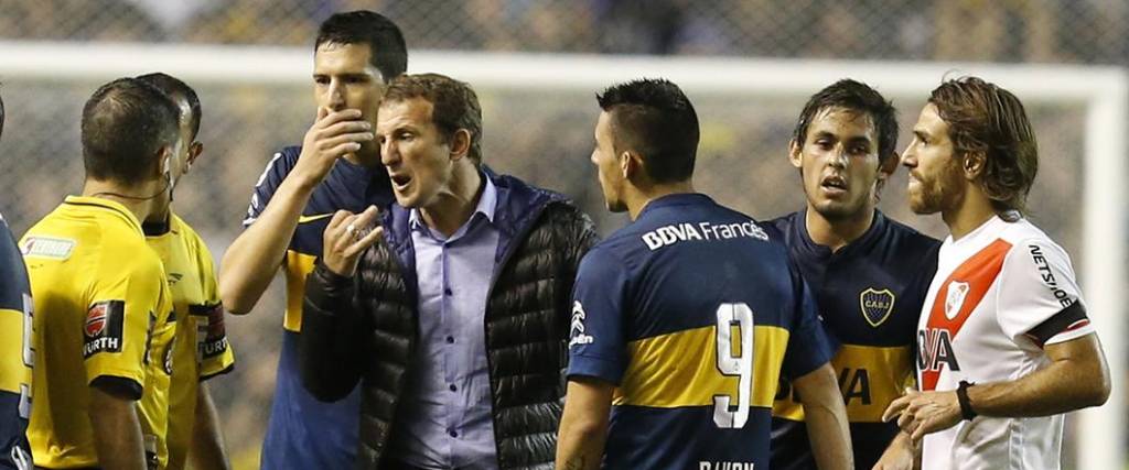 En 2015 sucedió uno de los casos más polémicos con la suspensión del Boca-River en ‘semis’ de Libertadores. En 2015 sucedió uno de los casos más polémicos con la suspensión del Boca-River en ‘semis’ de Libertadores.