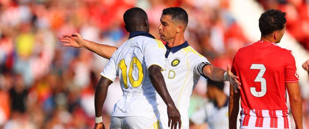 El astro portugués marcó dos goles en el duelo ante Almería, que terminó con derrota para Al-Nassr. El astro portugués marcó dos goles en el duelo ante Almería, que terminó con derrota para Al-Nassr.