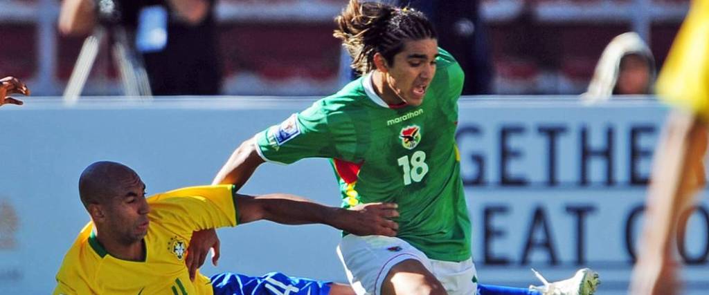 Marcelo Martins le anotó el último gol a la selección brasileña, en el año 2009 con un remate de tiro libre. Marcelo Martins le anotó el último gol a la selección brasileña, en el año 2009 con un remate de tiro libre.