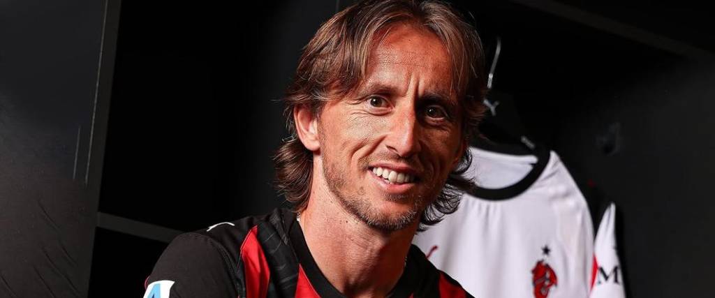Tras una etapa exitosa en el Real Madrid, Luka Modric comenzará una nueva etapa en su vida con el Milan. Tras una etapa exitosa en el Real Madrid, Luka Modric comenzará una nueva etapa en su vida con el Milan.