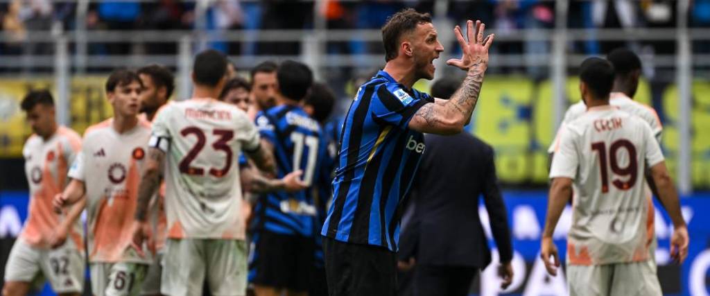 El equipo ‘neroazzurro’ perdió en condición de local y puede quedarse sin el liderato de la Serie A de Italia. El equipo ‘neroazzurro’ perdió en condición de local y puede quedarse sin el liderato de la Serie A de Italia.