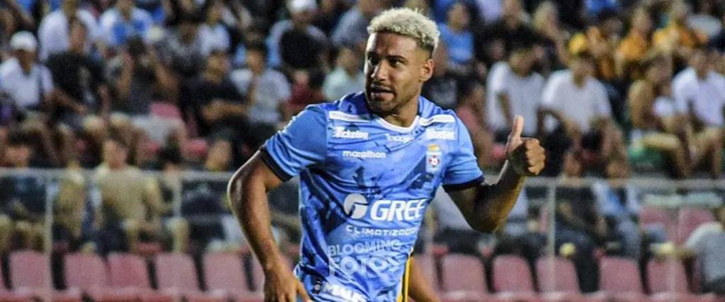 El delantero uruguayo estará de baja un mes más y la parte final de recuperación la hará en Santa Cruz. El delantero uruguayo estará de baja un mes más y la parte final de recuperación la hará en Santa Cruz.