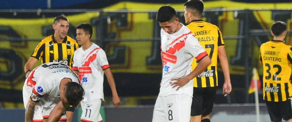 El equipo potosino no pudo lograr un triunfo de local y se complica en la fase de grupos de la Sudamericana. El equipo potosino no pudo lograr un triunfo de local y se complica en la fase de grupos de la Sudamericana.