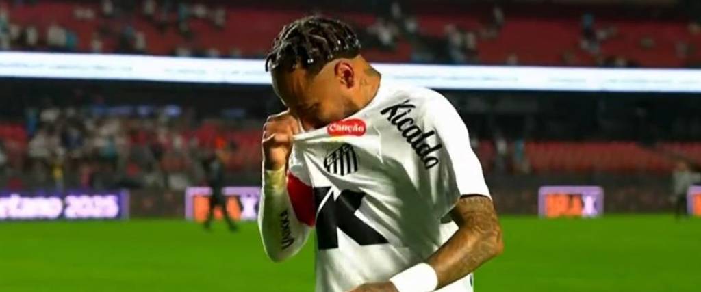 El astro brasileño no pudo contener las lágrimas en el Morumbí tras la derrota de su equipo ante Vasco. El astro brasileño no pudo contener las lágrimas en el Morumbí tras la derrota de su equipo ante Vasco.