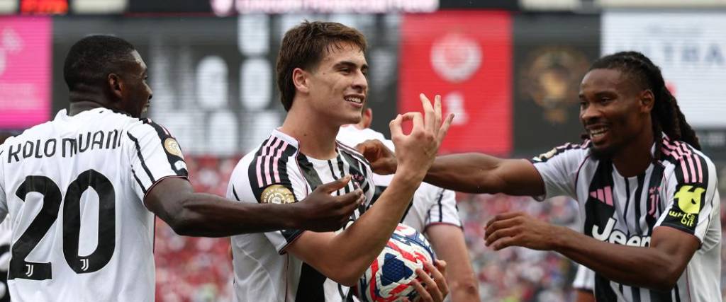 El turco Kenan Yildiz anotó tres de los cuatro goles del equipo ‘bianconero’ para la victoria ante Wydad. El turco Kenan Yildiz anotó tres de los cuatro goles del equipo ‘bianconero’ para la victoria ante Wydad.