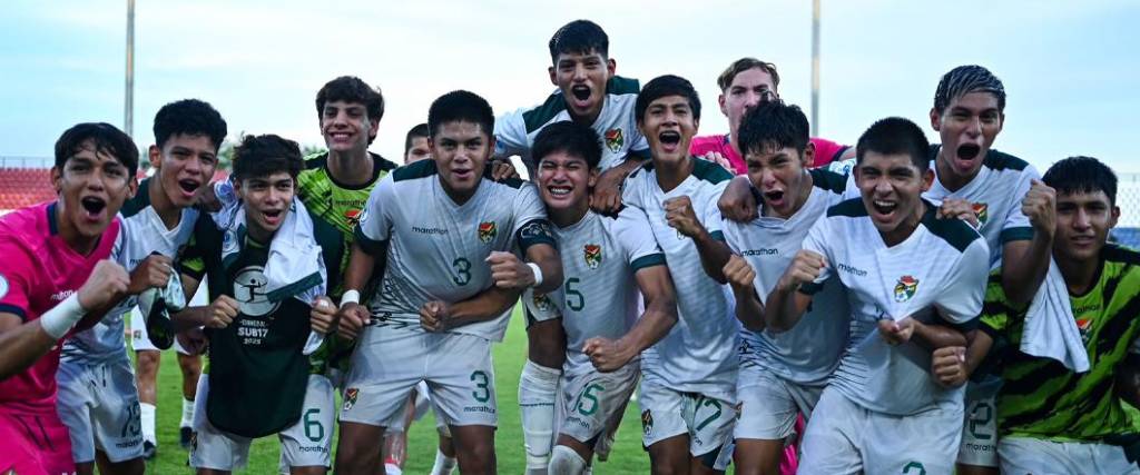 El equipo nacional volverá a disputar una Copa del Mundo después de 38 años. El equipo nacional volverá a disputar una Copa del Mundo después de 38 años.