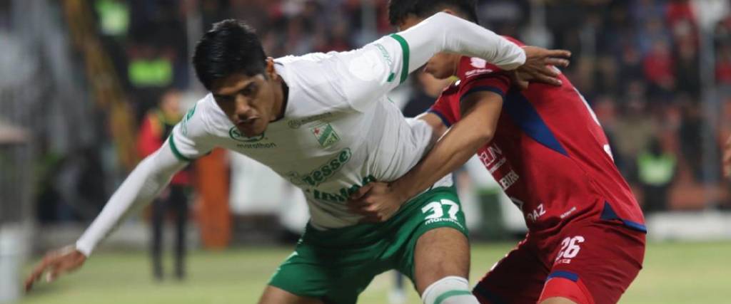 Fernando Nava marcó el descuento para la reacción de Oriente Petrolero en el compromiso. Fernando Nava marcó el descuento para la reacción de Oriente Petrolero en el compromiso.