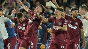 Lanús elimina a la ‘U’ de Chile en final caliente y avanza a la final de la Sudamericana Lanús elimina a la ‘U’ de Chile en final caliente y avanza a la final de la Sudamericana