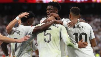 Real Madrid vence a Barcelona en final caliente y se consolida como líder de la liga de España Real Madrid vence a Barcelona en final caliente y se consolida como líder de la liga de España