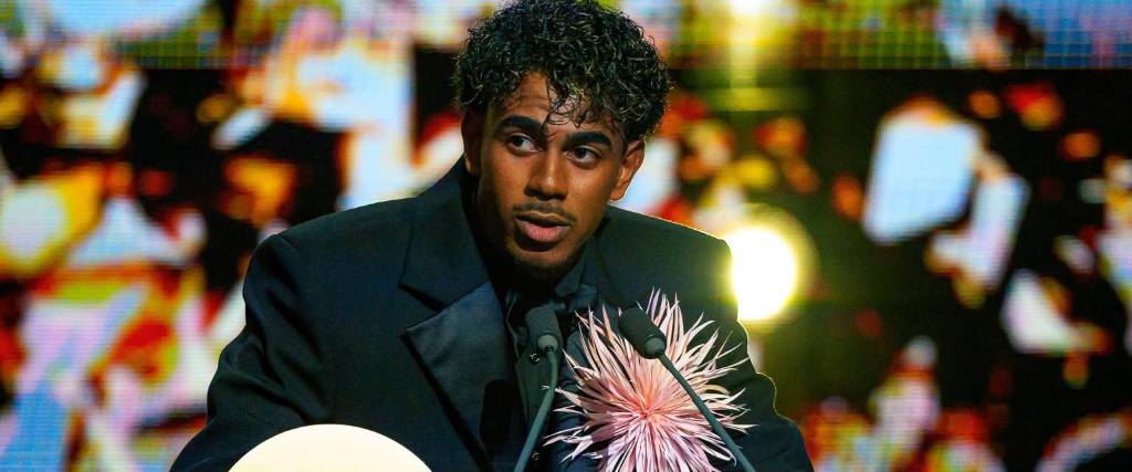 Lamine Yamal, jugador del FC Barcelona, en la ceremonia del Balón de Oro.