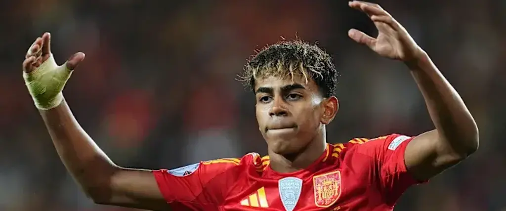 Lamine Yamal, futbolista español