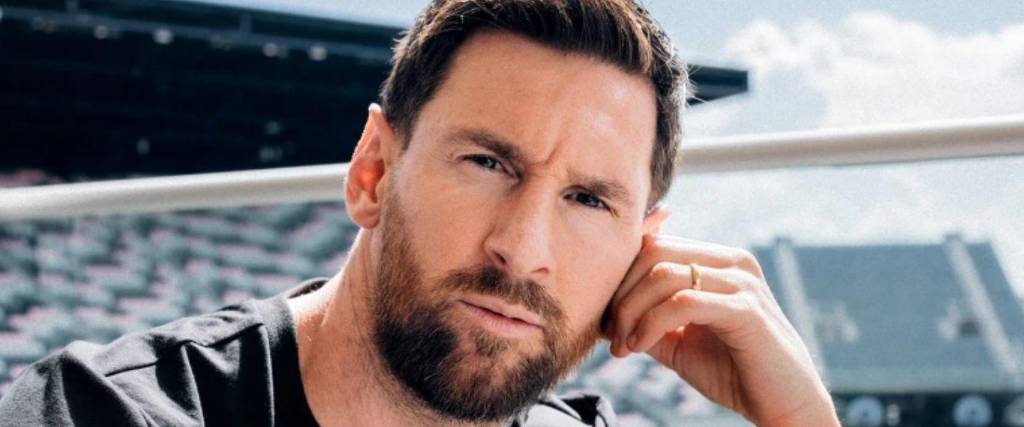 Lionel Messi, se encuentra en duelo y se espera información sobre su retorno a sus actividades. 