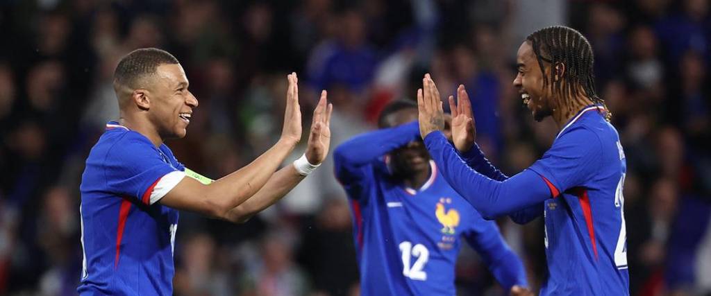 El nuevo delantero del Real Madrid anotó un gol y dio una asistencia para la victoria de Francia en amistoso.