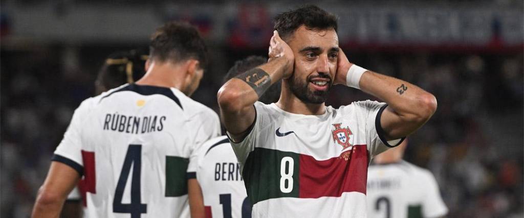 El jugador del Manchester United, Bruno Fernandes, anotó el único tanto para la victoria de Portugal.