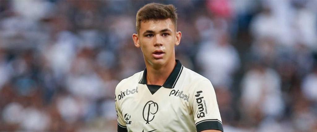 El joven mediocampista brasileño es considerado la ‘joya’ del Corinthians y por su salida al PSG se complica.