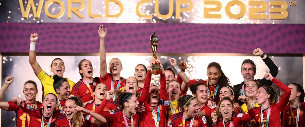 Las jugadores españolas terminaron celebrando la victoria en la final del Mundial Femenino.