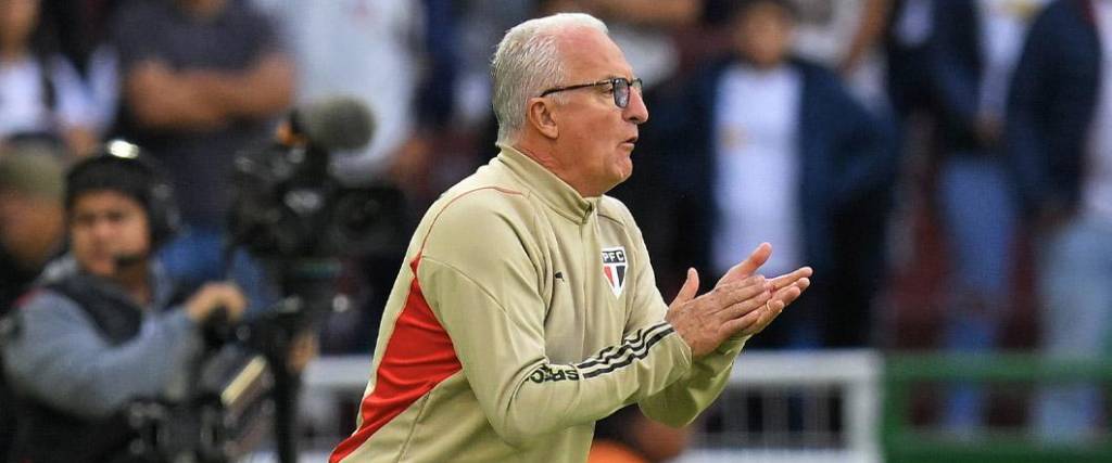 El entrenador, campeón de la Copa Libertadores en 2022, fue elegido como nuevo selección de Brasil.
