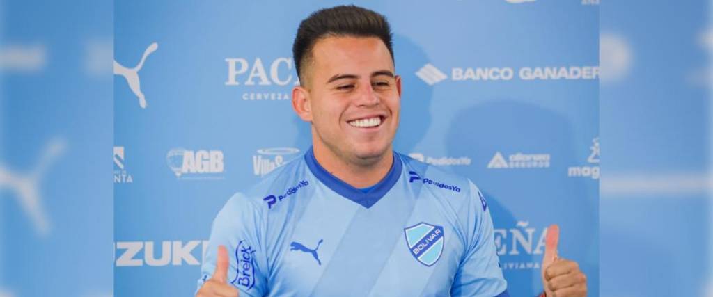 Henry Vaca fue presentado este jueves en la ciudad de La Paz como nuevo jugador del club Bolívar.