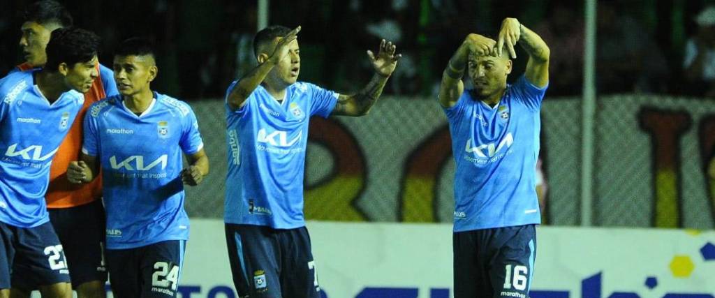 El charrúa Fernando Arismendi anotó su cuarto gol en seis clásicos que disputó con la camiseta celeste.